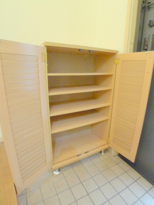 物件内観写真15　(靴箱)