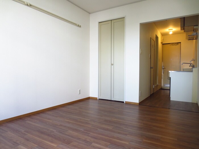 物件内観写真14　(居室)