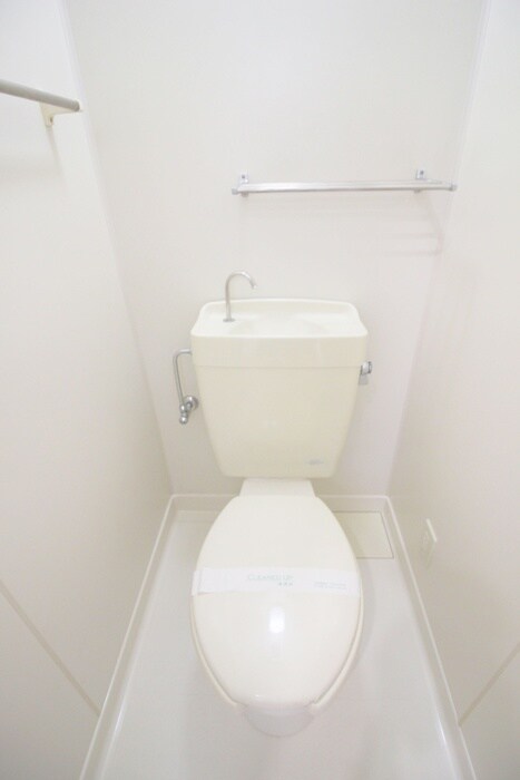 物件内観写真12　(トイレ)