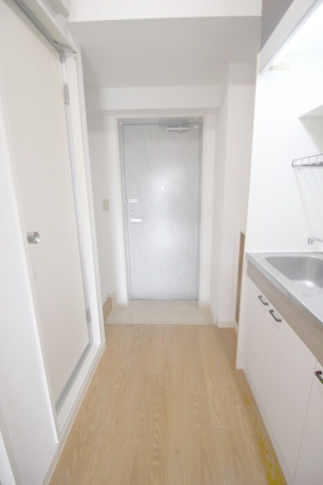 物件内観写真17　(廊下)