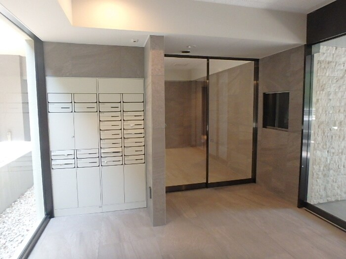 物件外観写真4　(建物設備)