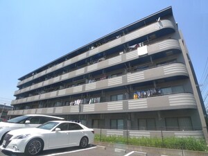 バウス白幡外観写真