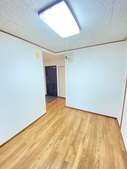 物件内観写真16　(居室)