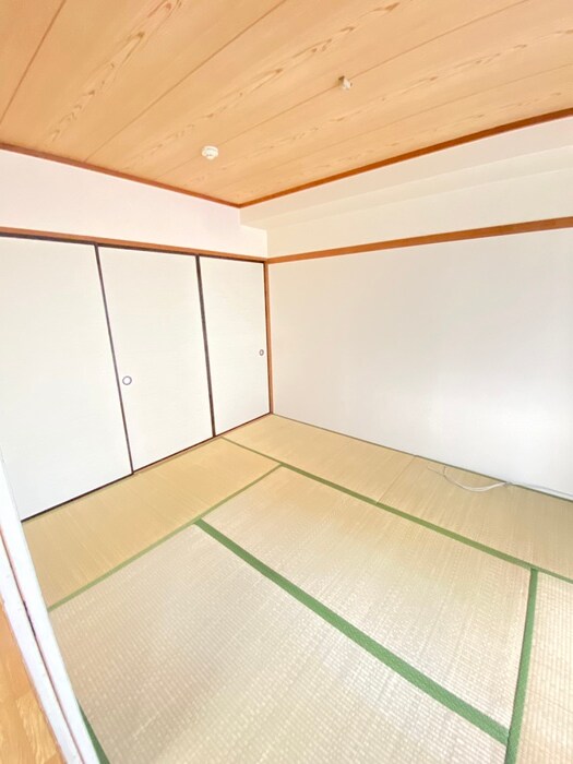 物件内観写真18　(居室)