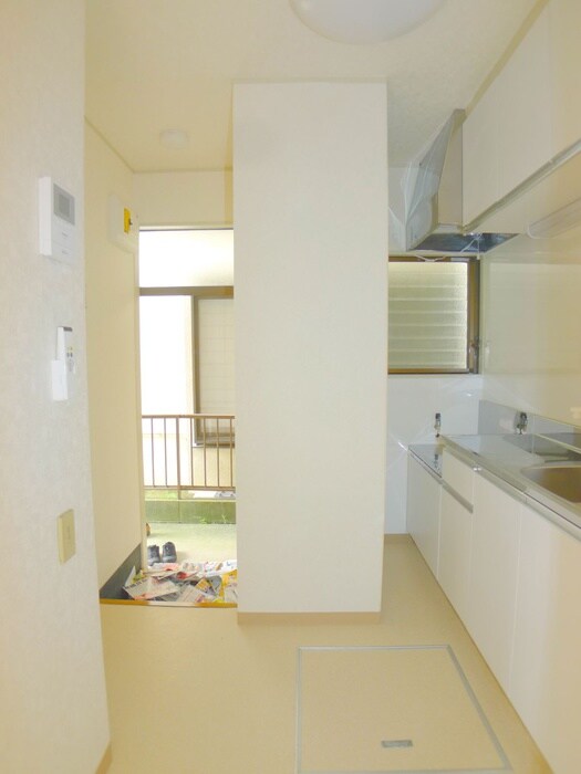 物件内観写真22　(廊下)