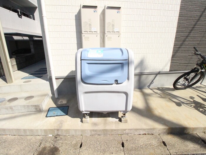 物件外観写真6　(建物設備)