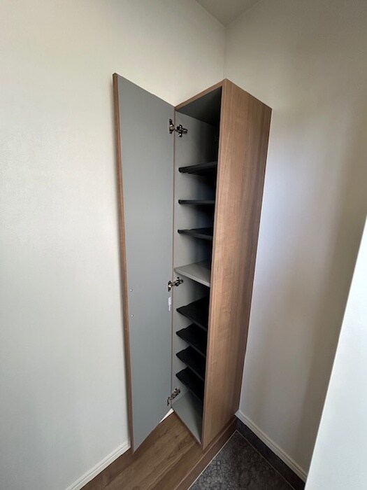 物件内観写真5　(靴箱)