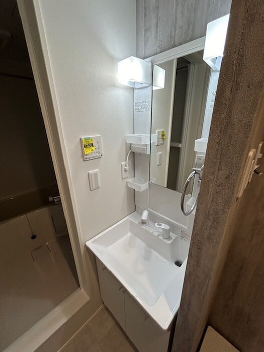 物件内観写真10　(洗面)