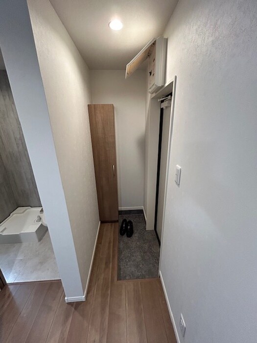 物件内観写真18　(廊下)