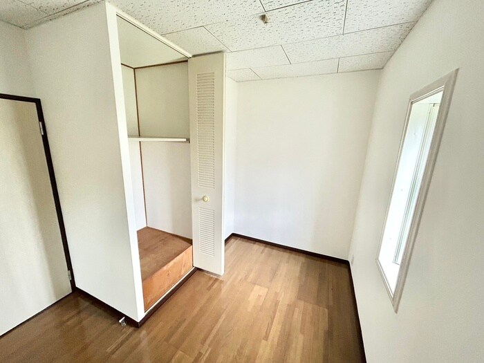 物件内観写真13　(収納)