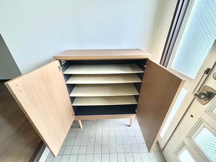 物件内観写真16　(靴箱)