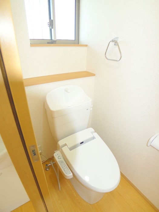 物件内観写真9　(トイレ)