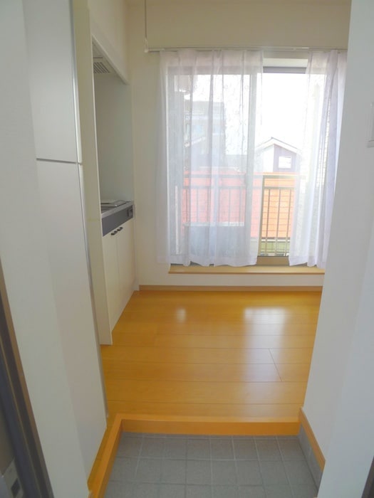 物件内観写真12　(玄関)