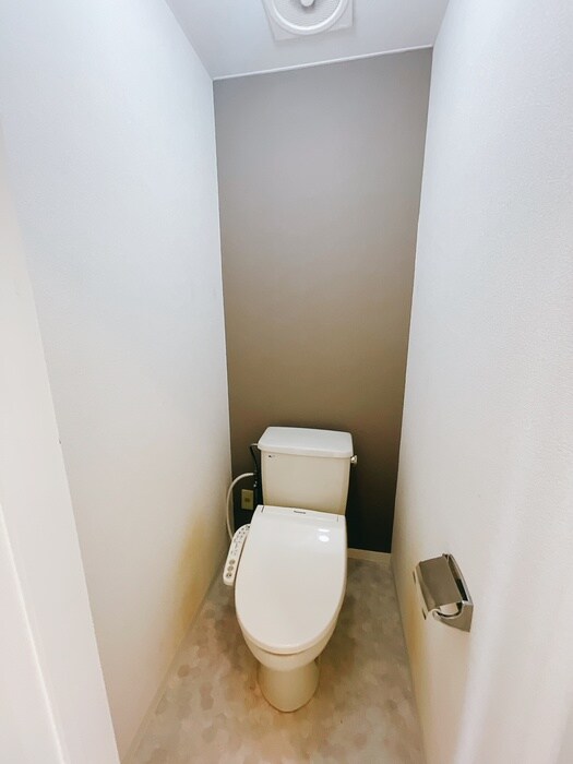 物件内観写真11　(トイレ)