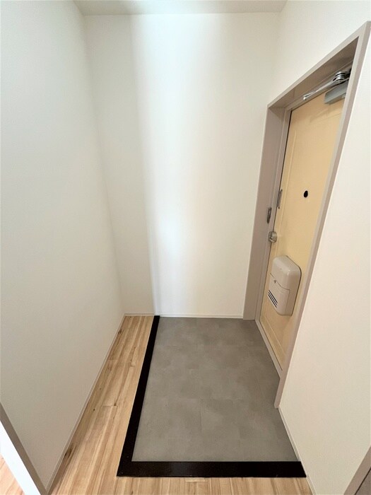 第２ヤマダマンションの玄関