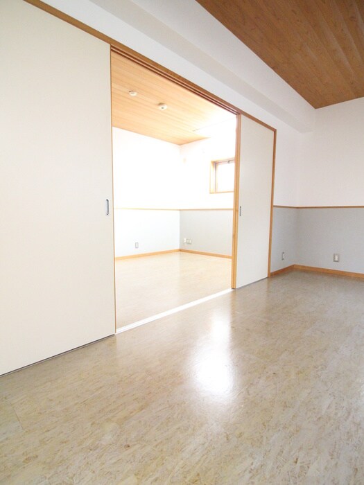 物件内観写真7　(居室)