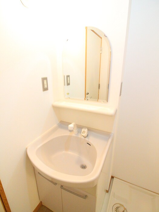 物件内観写真11　(洗面)