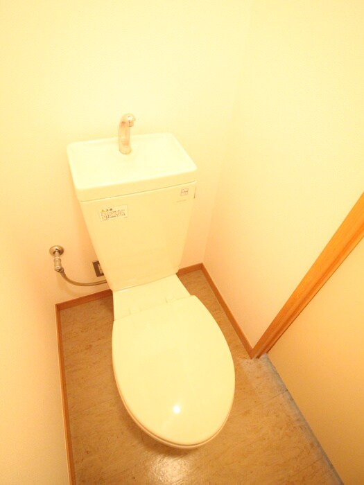 物件内観写真13　(トイレ)