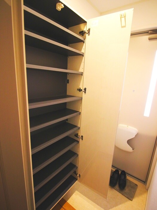 物件内観写真20　(玄関)