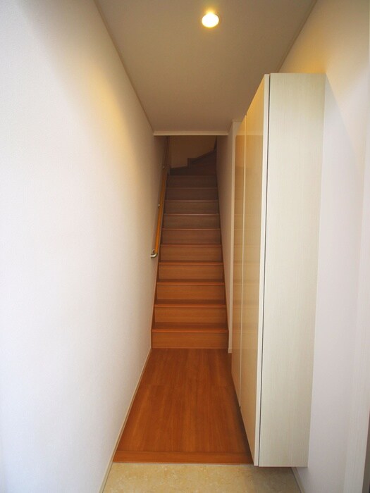 物件内観写真21　(廊下)