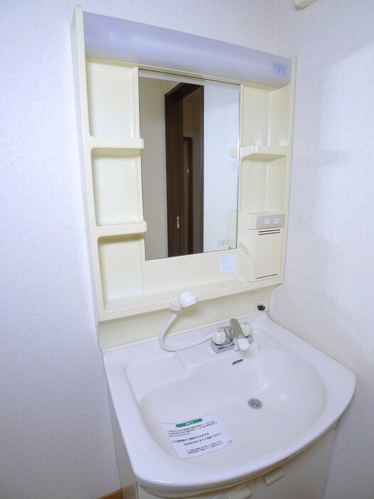 物件内観写真9　(洗面)