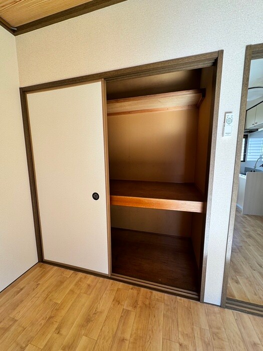 物件内観写真10　(収納)