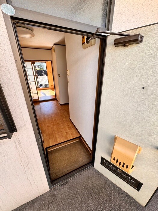 物件内観写真19　(玄関)