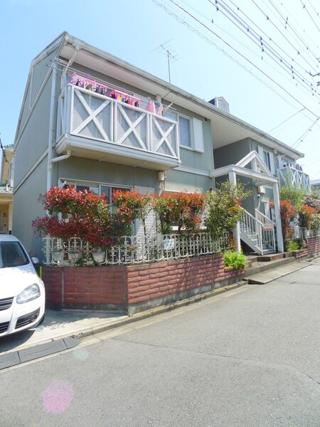 ﾌﾟﾘﾑﾍﾞｰﾙ岸外観写真