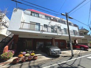 平井マンション外観写真