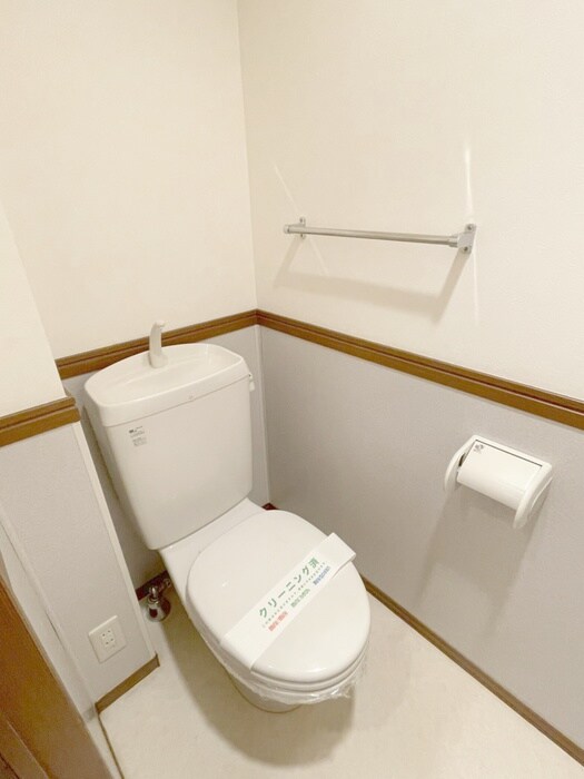 物件内観写真13　(トイレ)