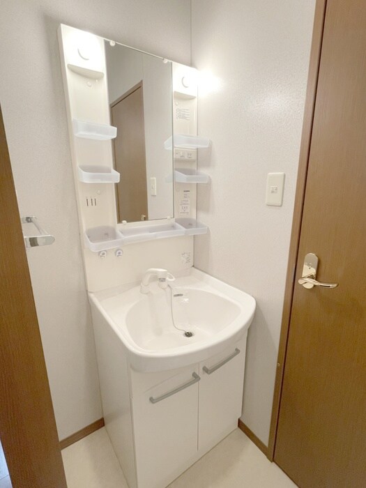 物件内観写真14　(洗面)