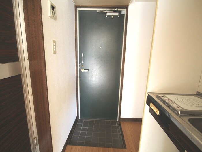 物件内観写真17　(玄関)