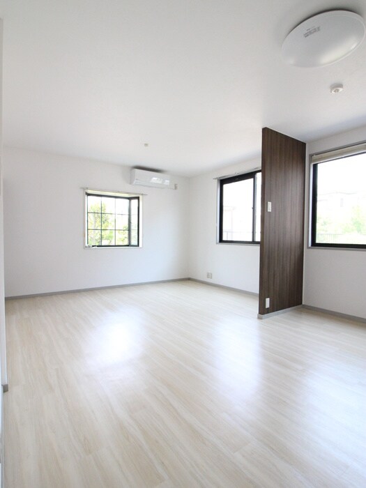 物件内観写真9　(廊下)