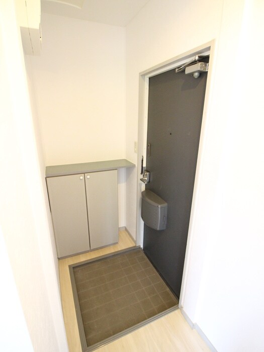 物件内観写真22　(玄関)