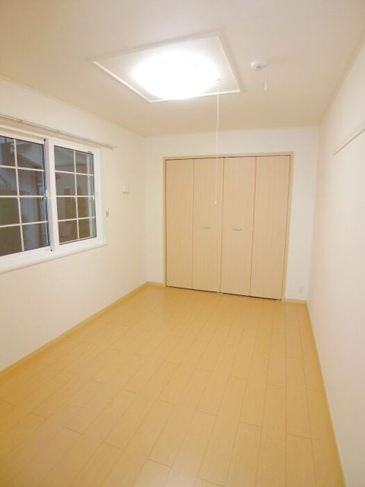 物件内観写真7　(居室)