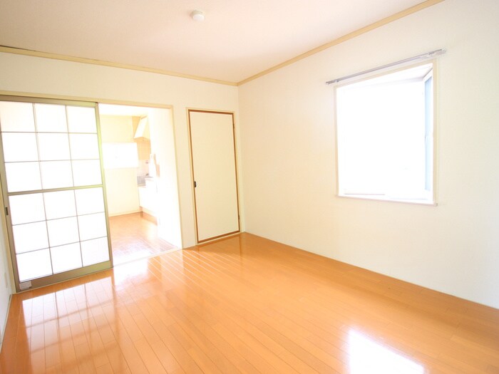 物件内観写真8　(居室)