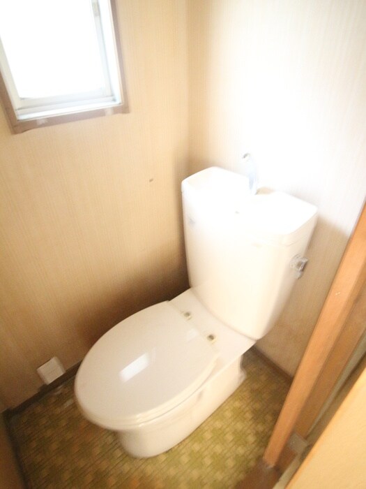 物件内観写真15　(トイレ)