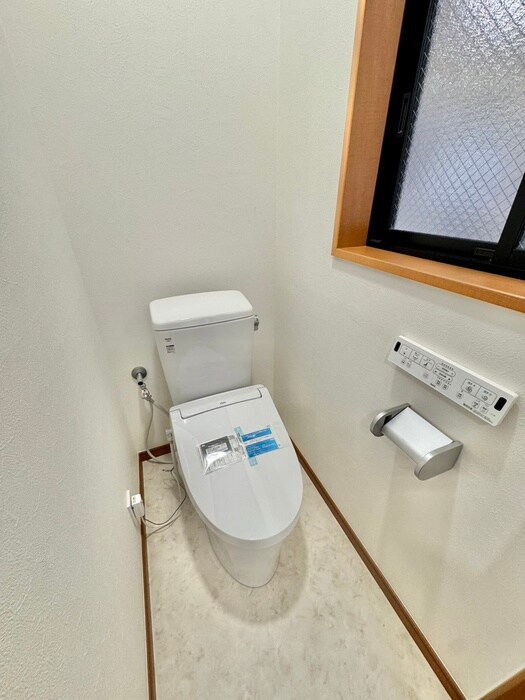 物件内観写真7　(トイレ)