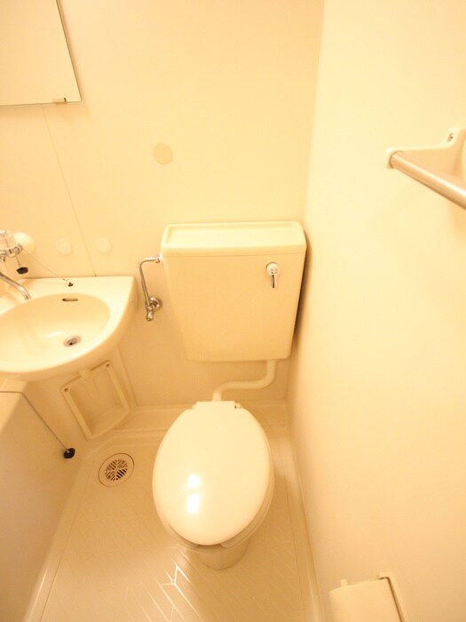 物件内観写真12　(トイレ)