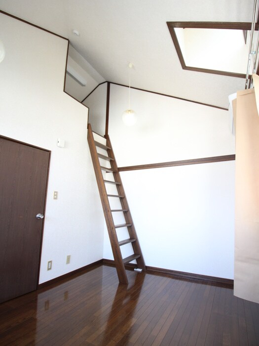 物件内観写真13　(居室)