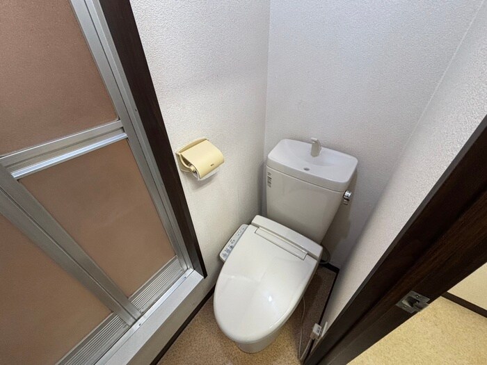 物件内観写真12　(トイレ)