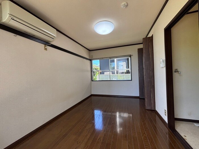 物件内観写真19　(居室)