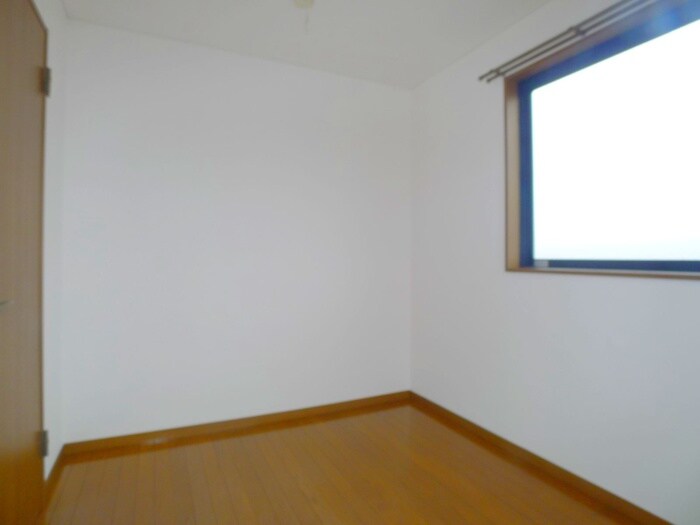 物件内観写真12　(居室)