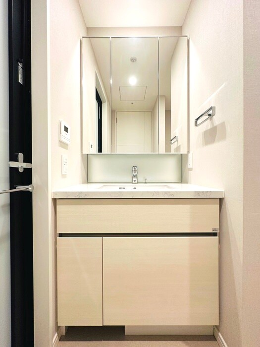 物件内観写真13　(洗面)