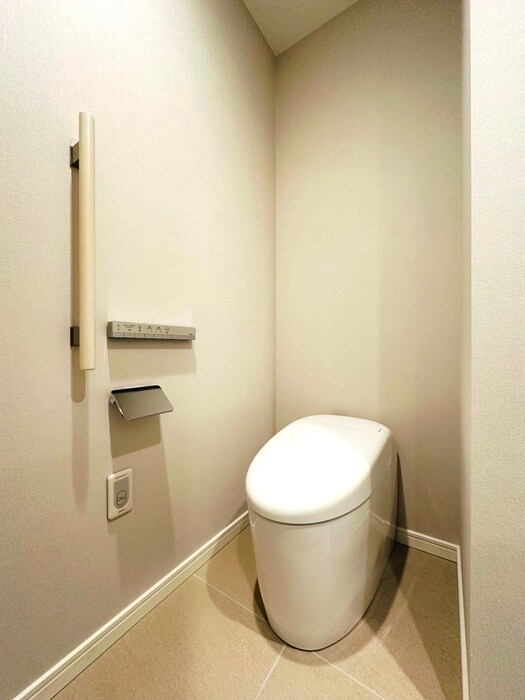 物件内観写真15　(トイレ)