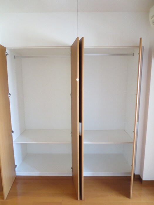 物件内観写真14　(収納)