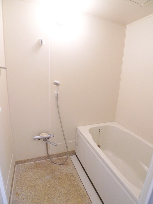 物件内観写真10　(バス／シャワールーム等)