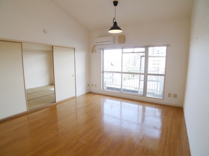 物件内観写真20　(廊下)