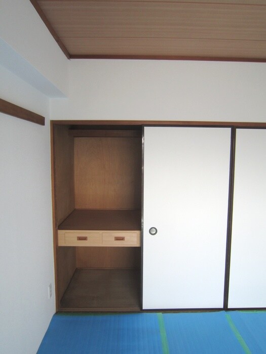 物件内観写真15　(収納)