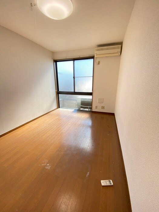 物件内観写真5　(居室)